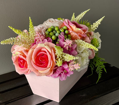 Rent a Rose- Centrepiece- Pink- rent for five days for $54.00.