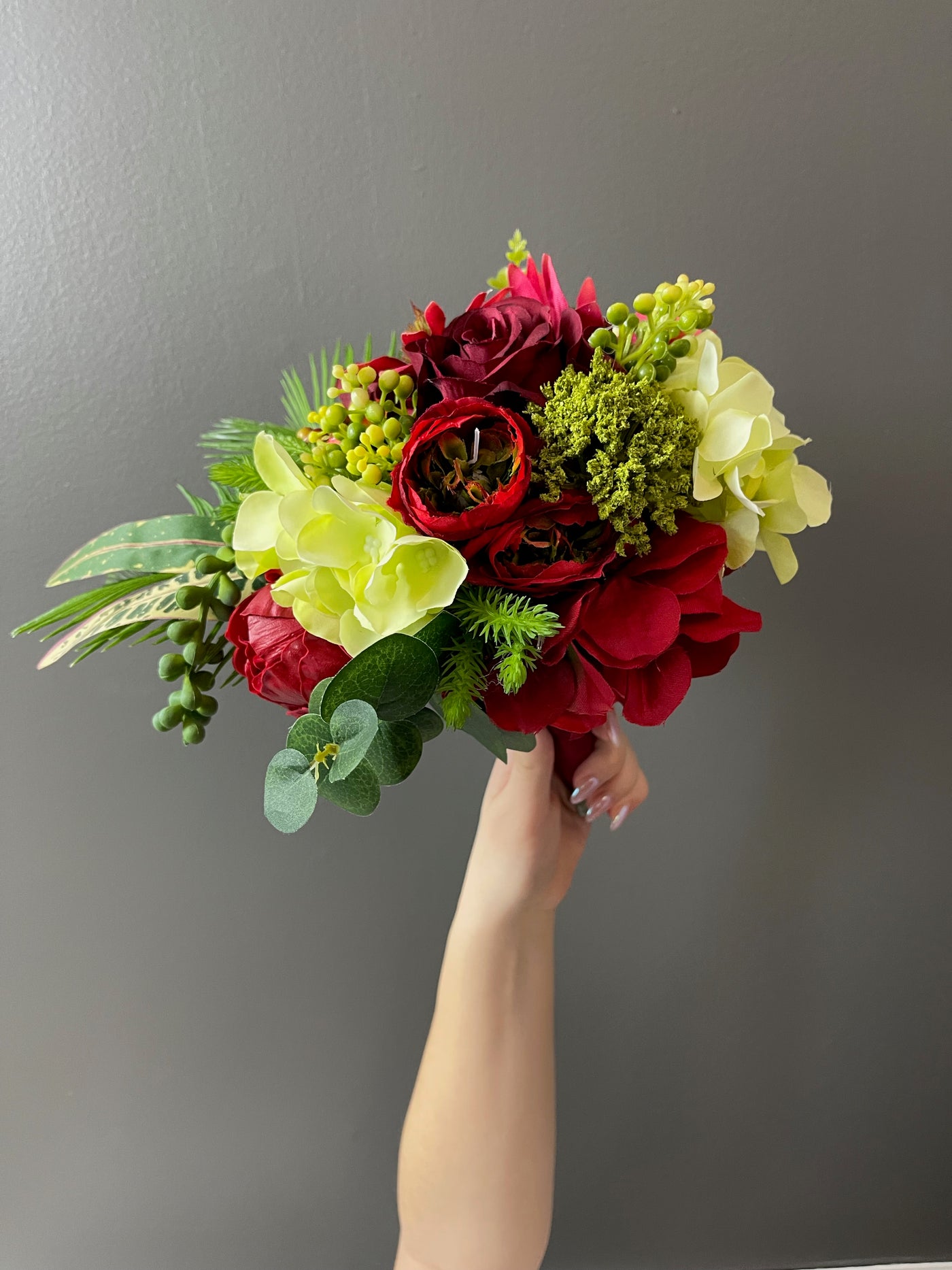 Rent  A Rose- Flower Girl Bouquet- Scarlet and olive green. Rent for five days for $35.00