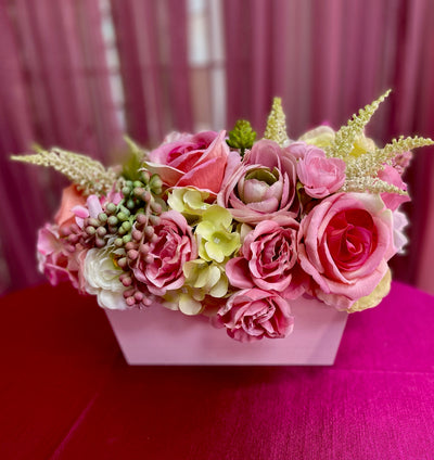 Rent a Rose- Centrepiece- Pink- rent for five days for $54.00.